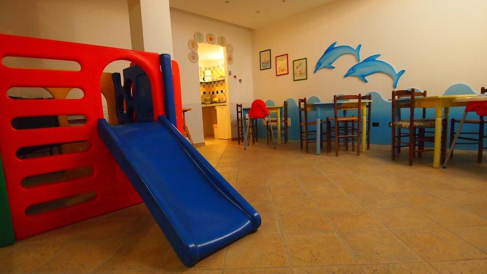 Piccolo Hotel مونيلّي المظهر الخارجي الصورة